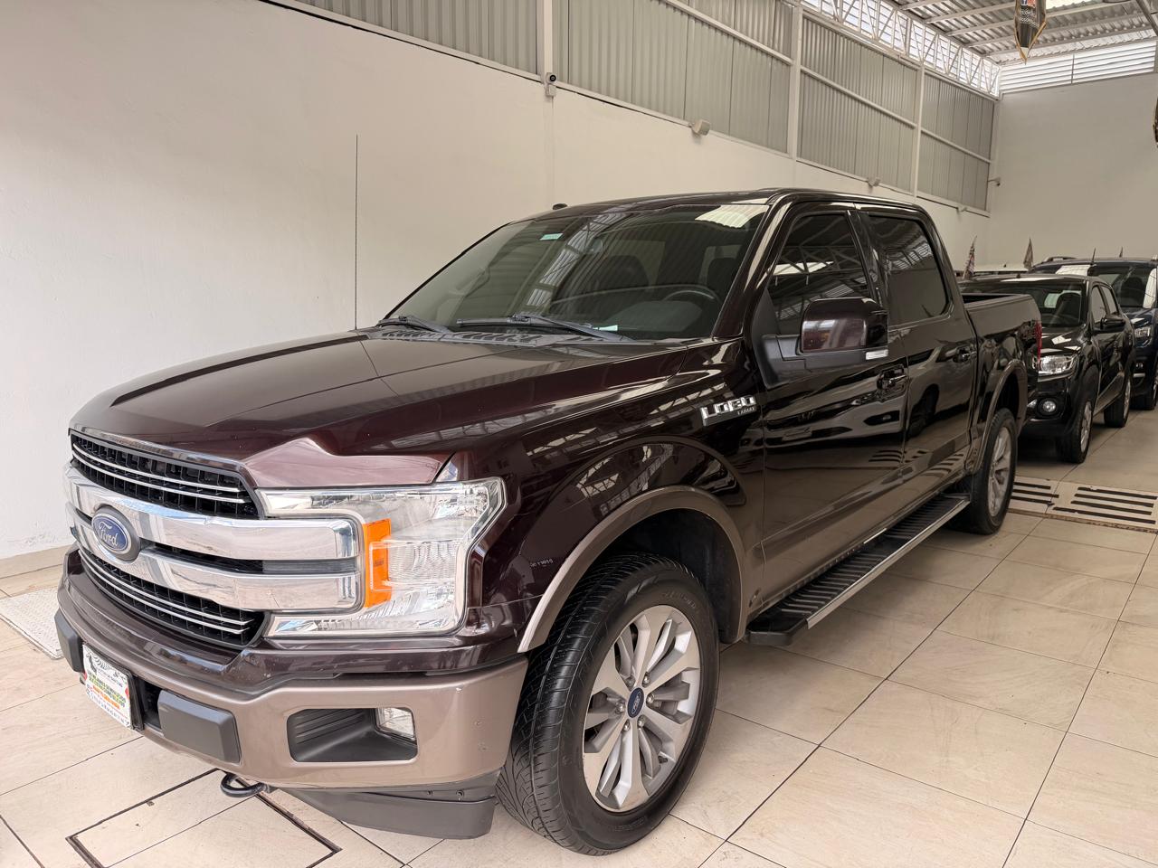 FORD LOBO
