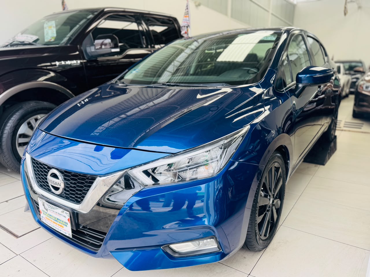 NISSAN  VERSA