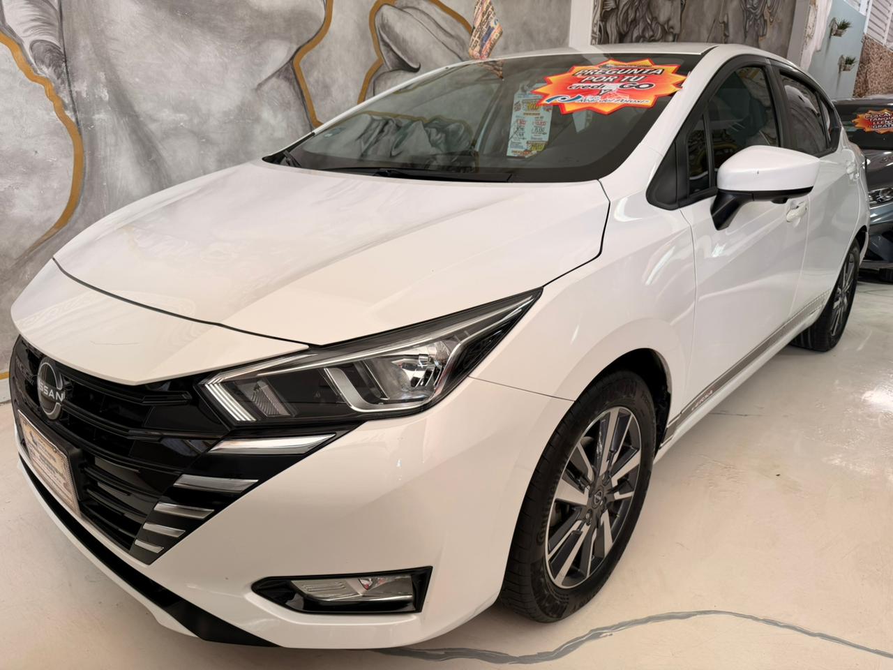 NISSAN  VERSA